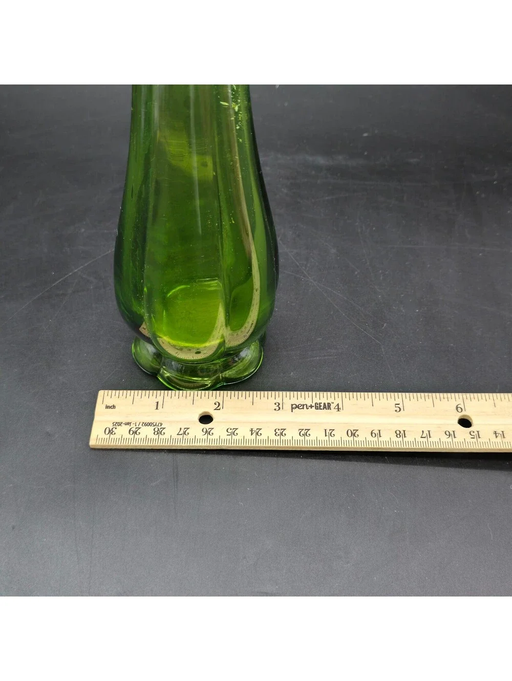 Vintage L.E. Smith Avocado Green 13